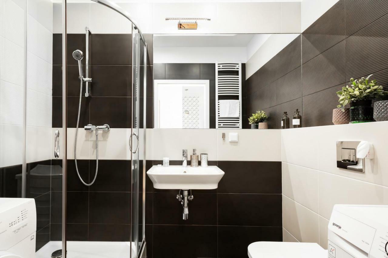 A&D Apartment By Noclegi Renters Warszawa Eksteriør billede